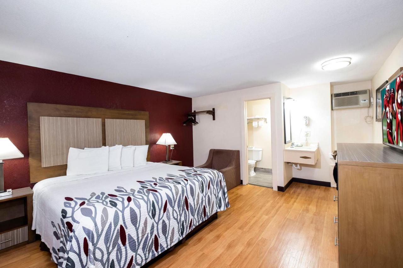 Red Roof Inn Neptune - Jersey Shore Eksteriør billede